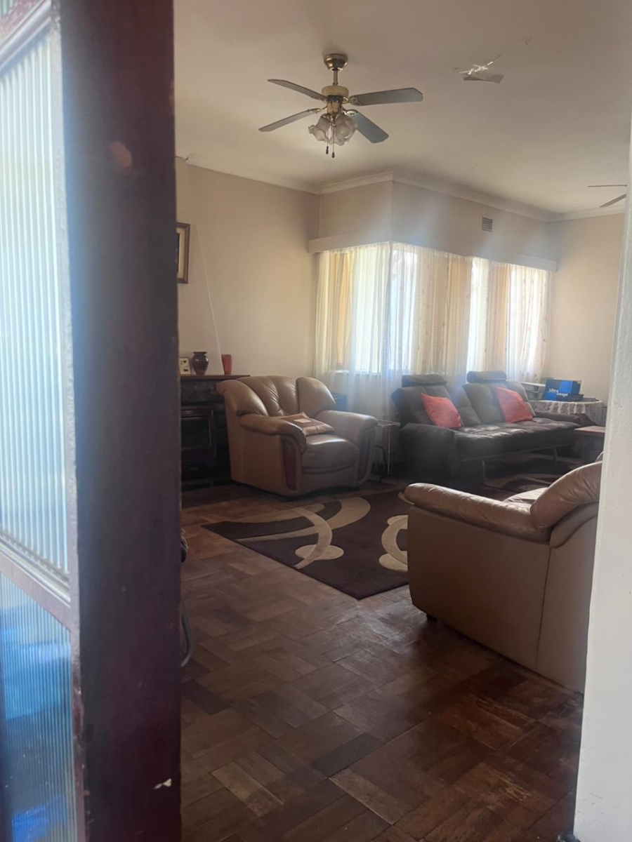 5 Bedroom Property for Sale in Walmer Estate Western Cape